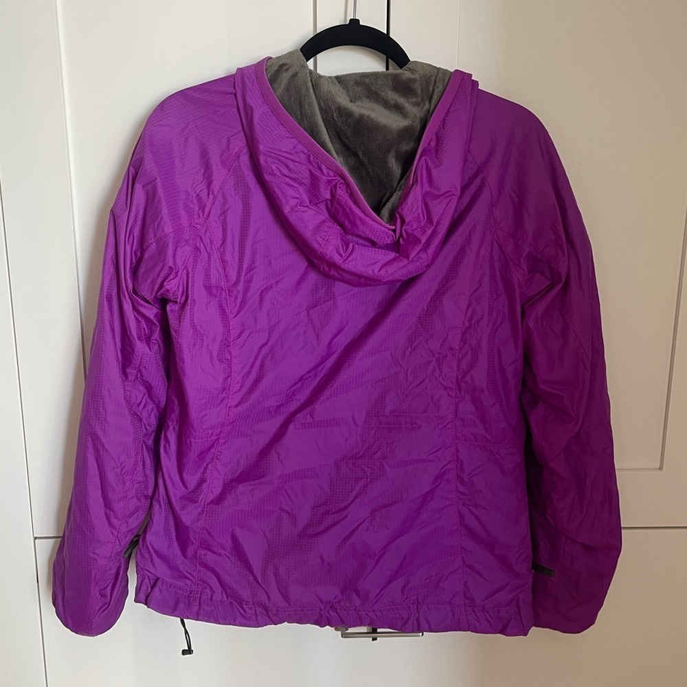 North Face Magenta water Proof Jacket with ultra soft lining - Picture 8 of 12